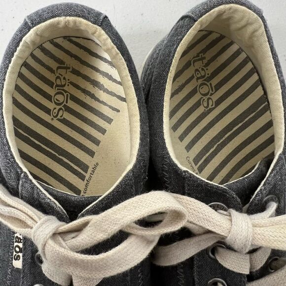 Taos | Shoes Size 11 run a bit small more like a 10 - Picture 3 of 5